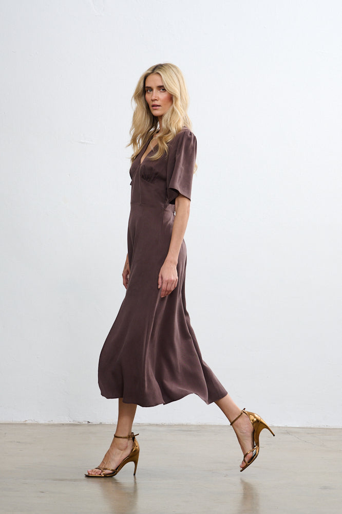 Vestido canela picante