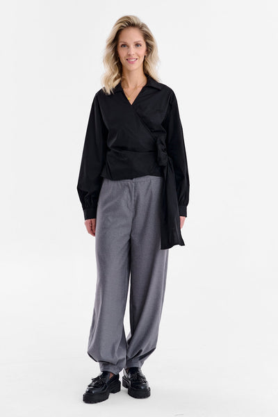 Camisa con lazo de cielo nocturno