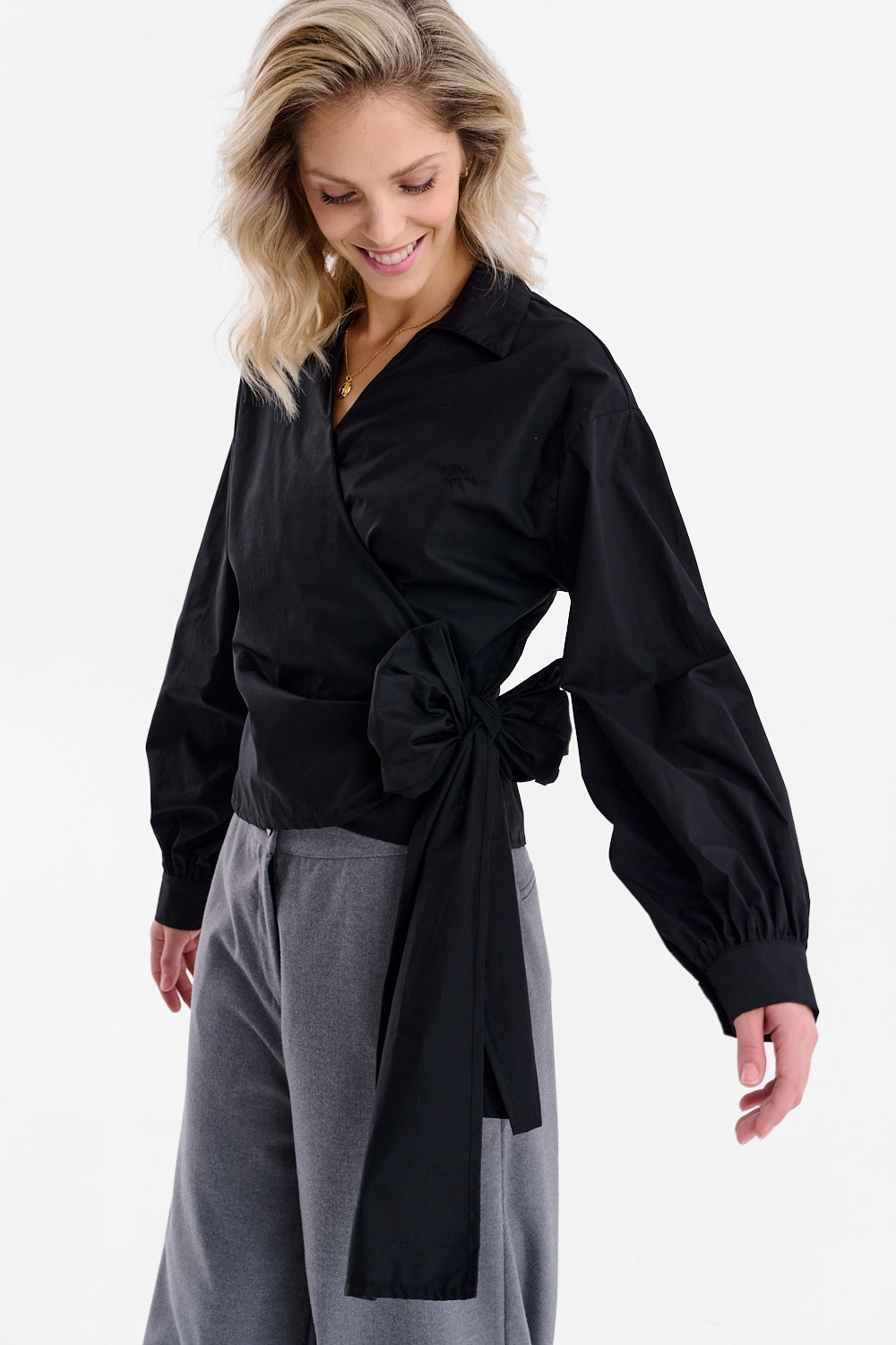 Camisa con lazo de cielo nocturno