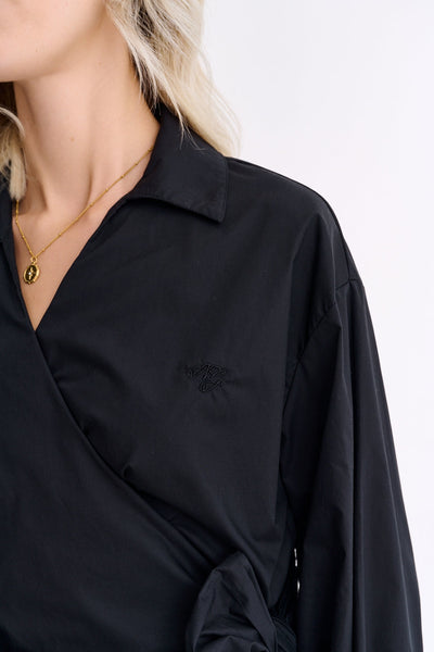 Camisa con lazo de cielo nocturno